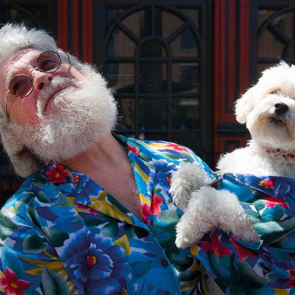 homme et son chien